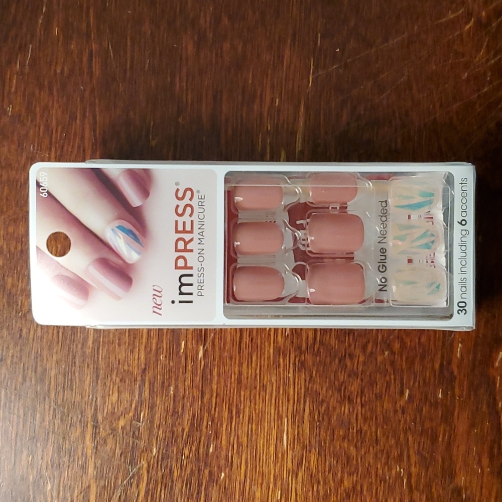 Pink & Shiny imPRESS Press-on Manicure